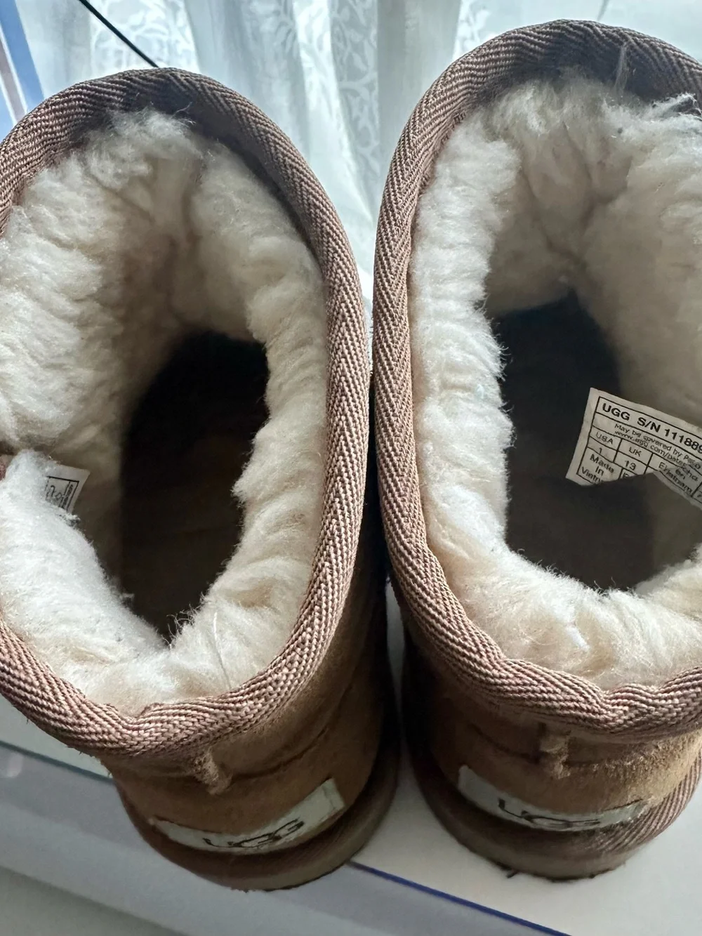 UGG Kids Classic Shearling-Lined Boot in Chestnut, Gently Used Size 1